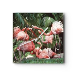 Wanduhr - Glasuhr - Eine Gruppe von Flamingos in einer tropischen Umgebung, umgeben von Palmen - 30x30cm - Nachmittagsklatsch - Moderne Wanddekoration für Wohnzimmer und Schlafzimmer ARTTOR