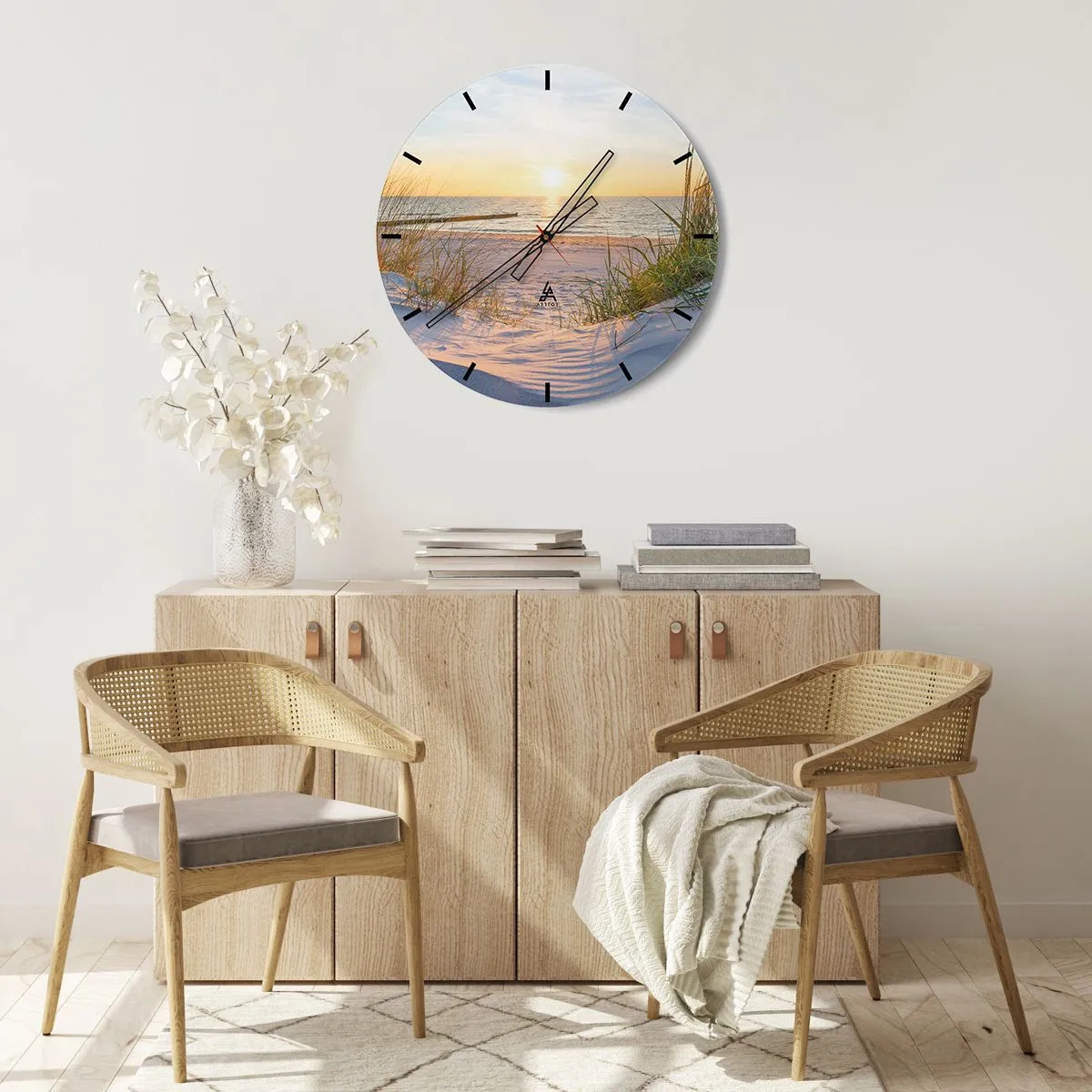 Wanduhr - Glasuhr - Sandstrand mit Seegras bei Sonnenuntergang - 30x30cm - Das Rauschen des Meeres, der Gesang der Vögel, ein wilder Strand im Gras ... - Moderne Wanddekoration für Wohnzimmer, Küche und Schlafzimmer ARTTOR