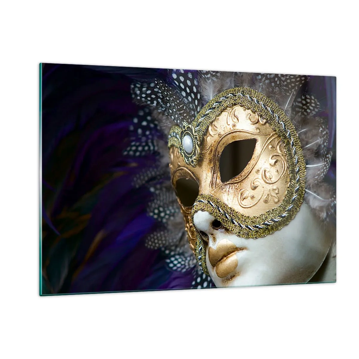 Glasbild - Bild auf glas - Goldene venezianische Maske mit Federn auf violettem Hintergrund - 120x80cm - Venezianisches Porträt in Gold - Moderne Wanddekoration für Wohnzimmer und Schlafzimmer ARTTOR