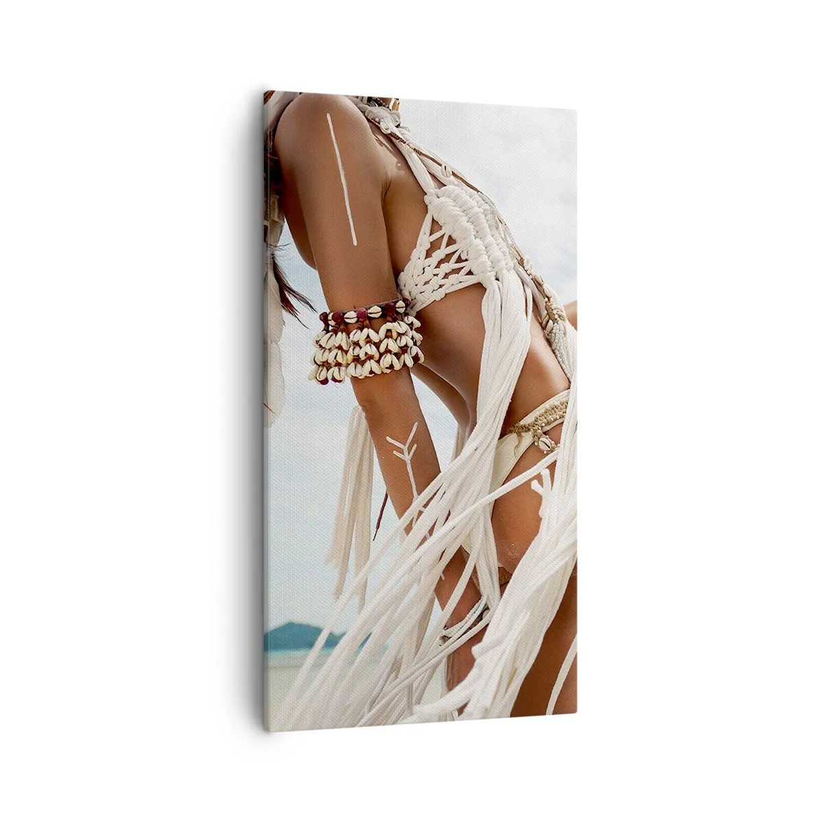 Bild auf Leinwand - Leinwandbild - Eine Priesterin der Sonne - 55x100 cm