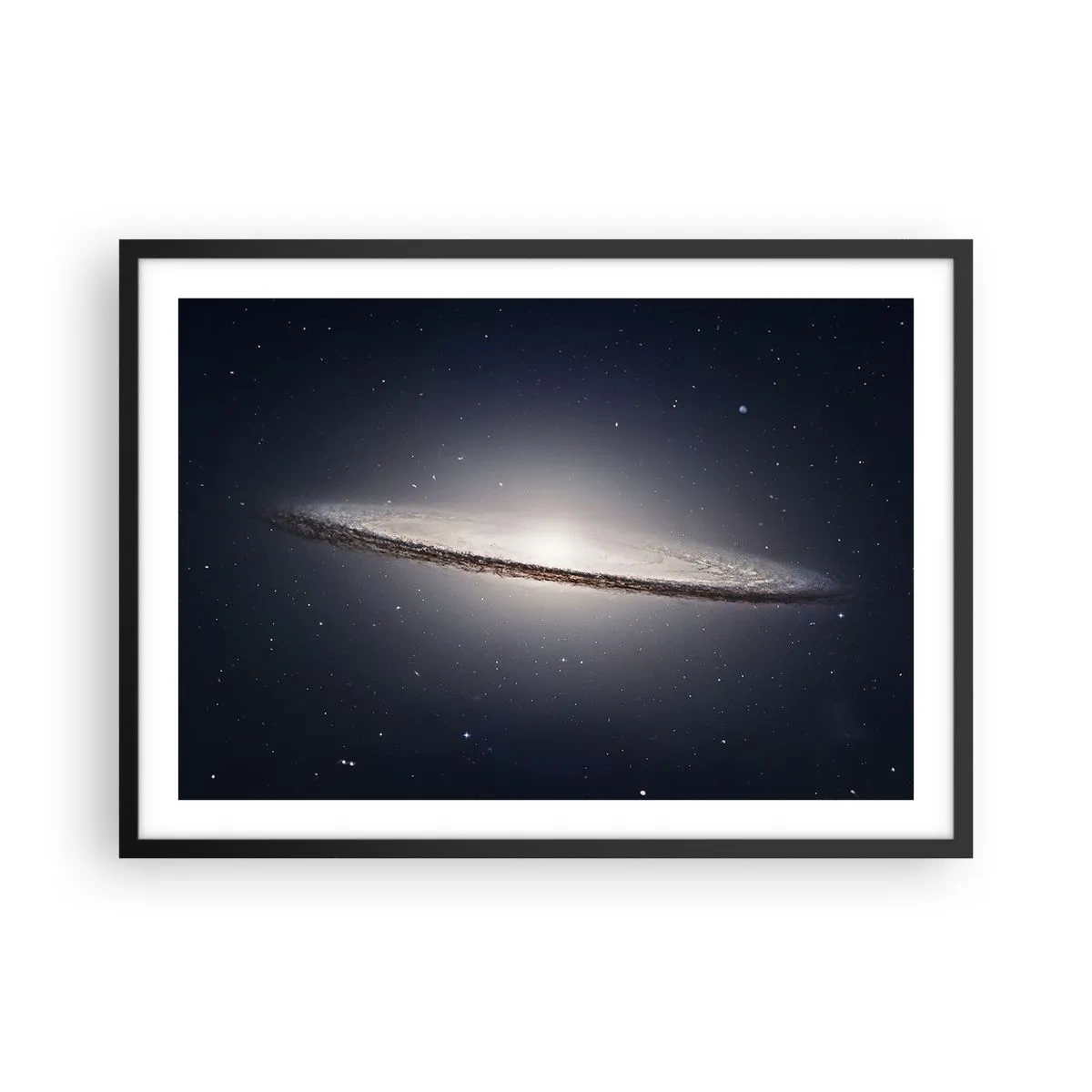 Poster in einem schwarzem Rahmen - Eine Spiralgalaxie vor dem Hintergrund des Sternenraums - 70x50cm - Vor langer Zeit in einer weit entfernten Galaxie ... - Moderne Wanddekoration für Wohnzimmer und Schlafzimmer ARTTOR