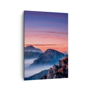 Bild auf Leinwand - Leinwandbild - Berglandschaft bei Sonnenaufgang mit Nebel in den Tälern - 50x70cm - Über die Täler - Moderne Wanddekoration für Wohnzimmer und Schlafzimmer ARTTOR