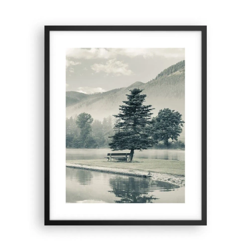 Poster in einem schwarzem Rahmen - Der See schläft noch - 40x50 cm