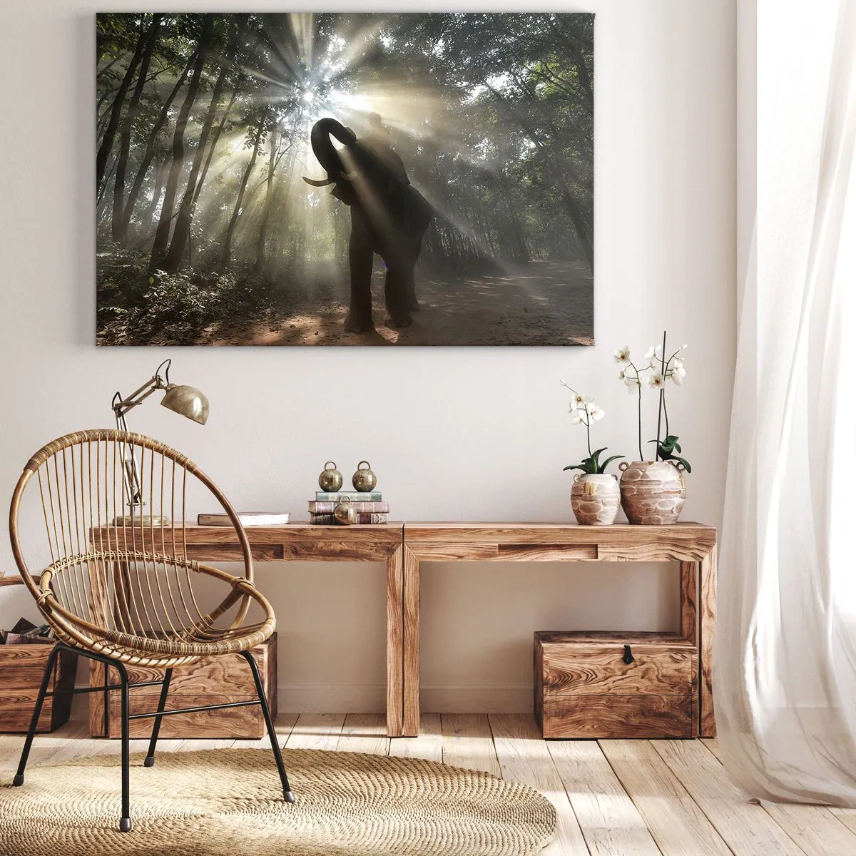 Bild auf Leinwand - Leinwandbild - Ein Elefant im Wald, umgeben von Lichtstrahlen im Morgennebel - 70x50cm - Unter dem Glücksstern - Moderne Wanddekoration für Wohnzimmer und Schlafzimmer ARTTOR