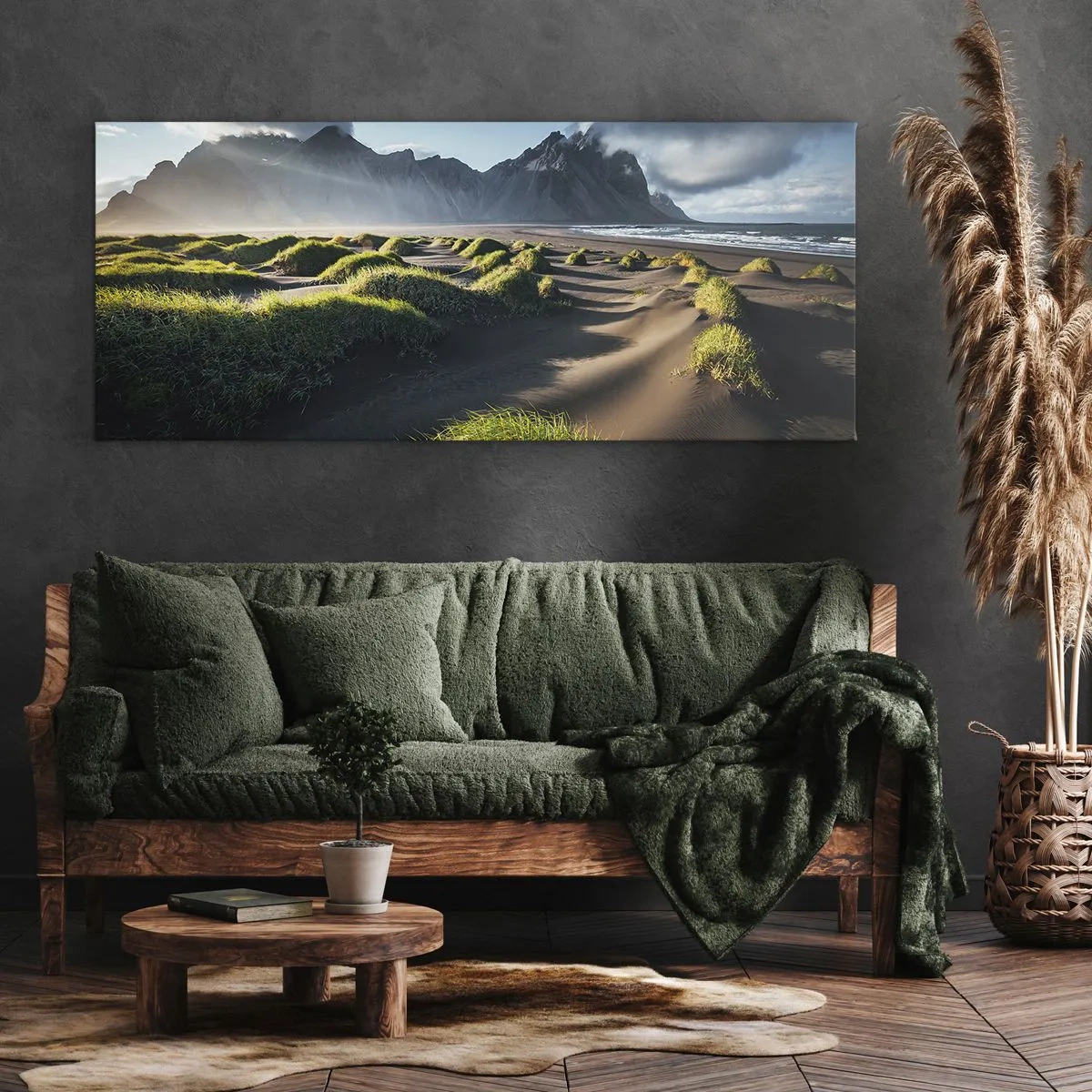 Bild auf Leinwand - Leinwandbild - Grüne Dünen mit Bergkulisse unter blauem Himmel - 120x50cm - Harmonie der Elemente - Moderne Wanddekoration für Wohnzimmer und Schlafzimmer ARTTOR