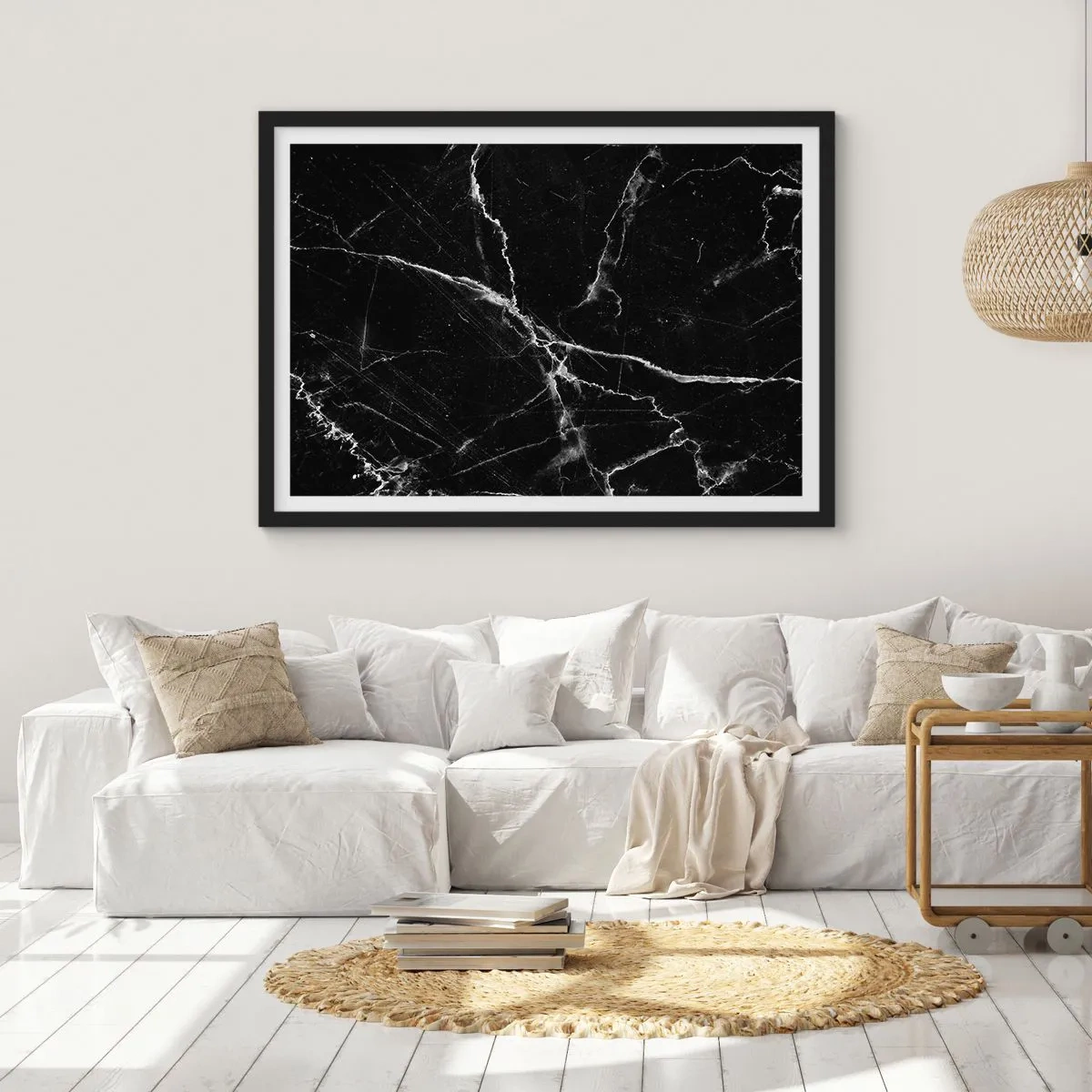 Poster in einem schwarzem Rahmen - Schwarzer Marmor mit weißen Adern im Detail - 70x50cm - Geheimleben des Steins - Moderne Wanddekoration für Wohnzimmer und Schlafzimmer ARTTOR