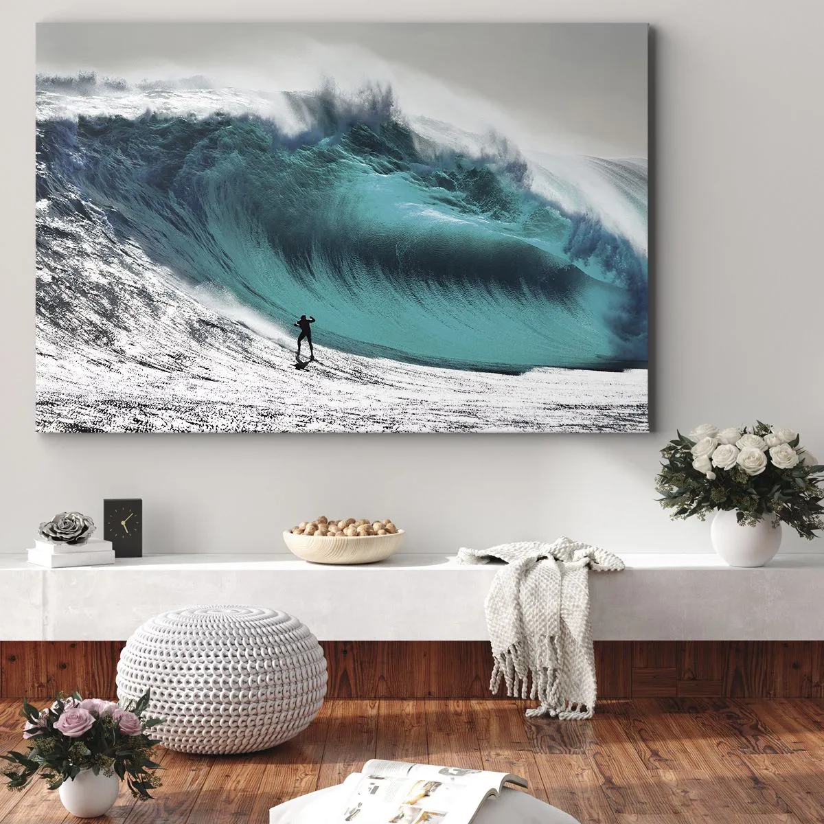Bild auf Leinwand - Leinwandbild - Surfer vor einer riesigen Welle - 70x50cm - Herausforderung angenommen - Moderne Wanddekoration für Wohnzimmer und Schlafzimmer ARTTOR