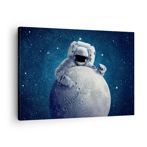 Bild auf Leinwand - Leinwandbild - Astronaut hält den Mond vor einem Sternenhimmel - 70x50cm - Weltraumjoker - Moderne Wanddekoration für Wohnzimmer und Schlafzimmer ARTTOR