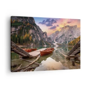 Bild auf Leinwand - Leinwandbild - Bergsee mit Booten bei Sonnenuntergang - 70x50cm - Versprechen des Tages - Moderne Wanddekoration für Wohnzimmer und Schlafzimmer ARTTOR