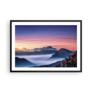 Poster in einem schwarzem Rahmen - Berglandschaft bei Sonnenaufgang mit Nebel in den Tälern - 70x50cm - Über die Täler - Moderne Wanddekoration für Wohnzimmer und Schlafzimmer ARTTOR