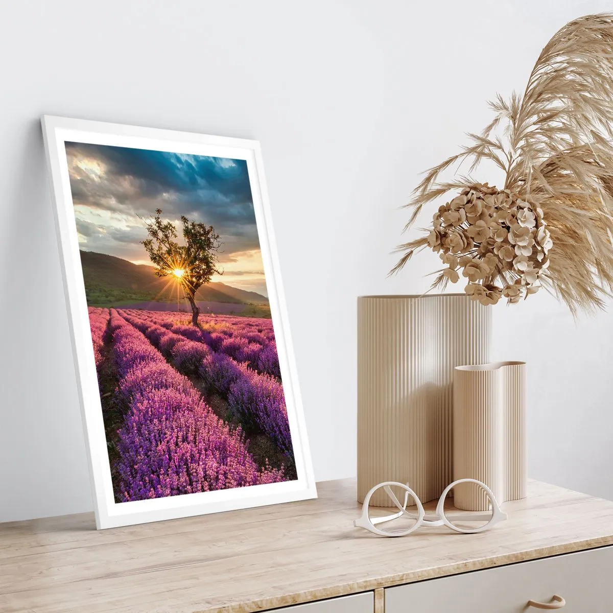 Poster in einem weißen Rahmen - Fliederfarbenes Aroma - 61x91 cm