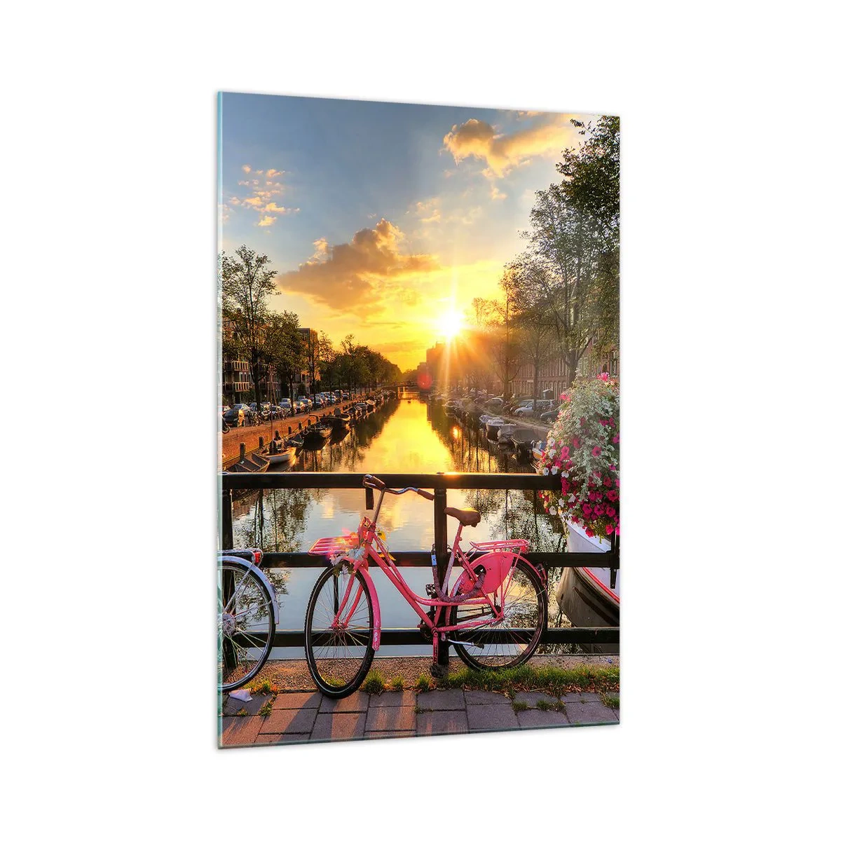 Glasbild - Bild auf glas - Fahrräder auf einer Brücke im Schein der untergehenden Sonne - 70x100cm - Frühlingsmorgen in Amsterdam - Moderne Wanddekoration für Wohnzimmer und Schlafzimmer ARTTOR