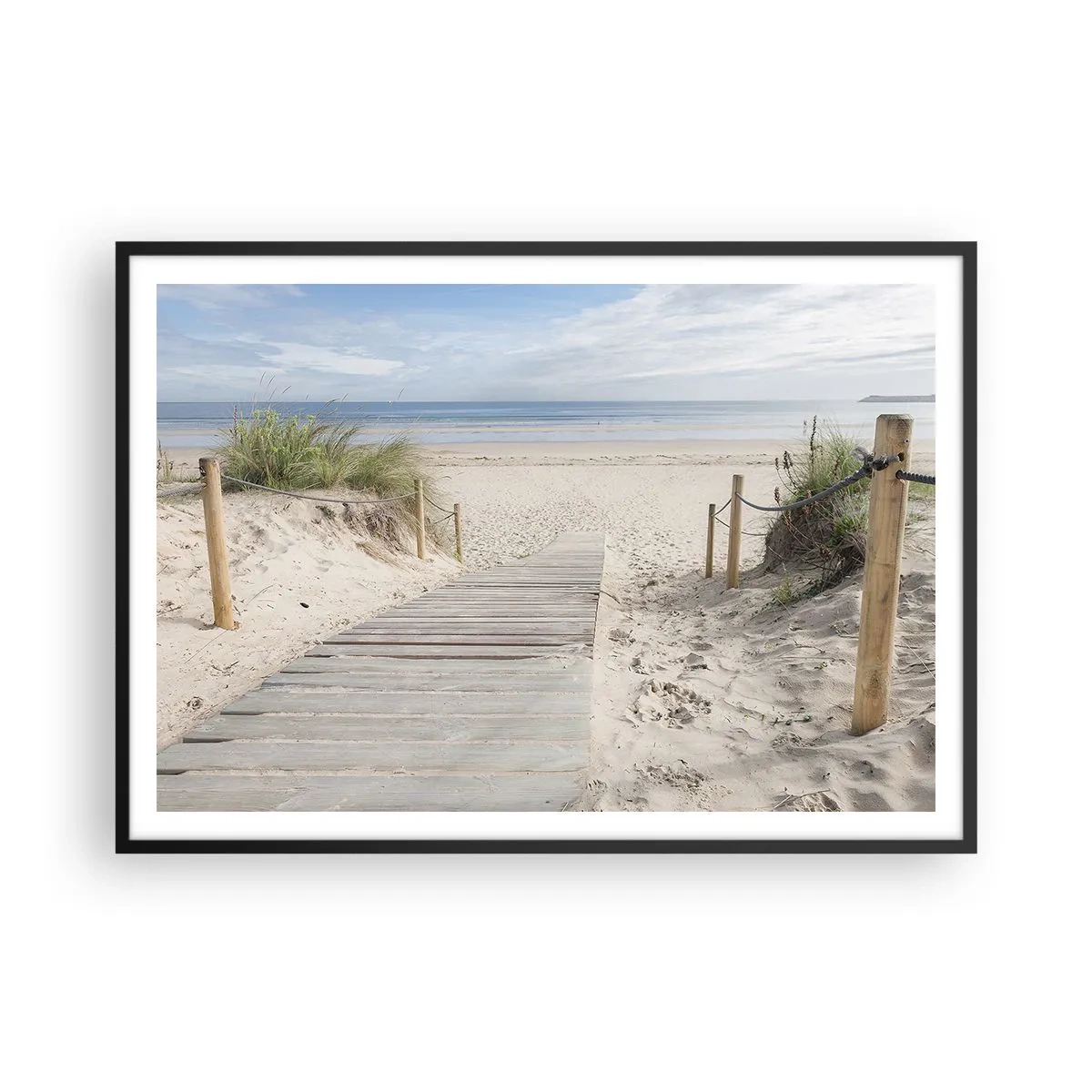 Poster in einem schwarzem Rahmen - Ein Plankenweg, der zu einem Sandstrand führt - 100x70cm - Bis zum Horizont - Moderne Wanddekoration für Wohnzimmer und Schlafzimmer ARTTOR
