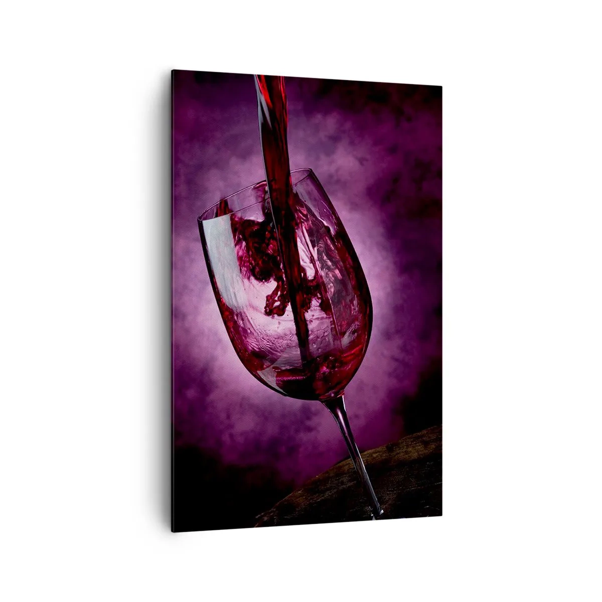 Bild auf Leinwand - Leinwandbild - Rotwein wird vor violettem Rauch in ein Glas gegossen - 80x120cm - Scharlachrot? Karminrot? Nein, Rubin. - Moderne Wanddekoration für Wohnzimmer und Schlafzimmer ARTTOR