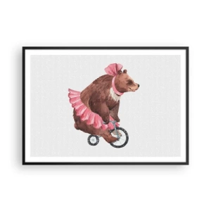 Poster in einem schwarzem Rahmen - Ein Teddybär im rosa Rock auf einem Fahrrad im Retro-Stil - 100x70cm - Was für ein Affentheater! - Moderne Wanddekoration für Wohnzimmer und Schlafzimmer ARTTOR
