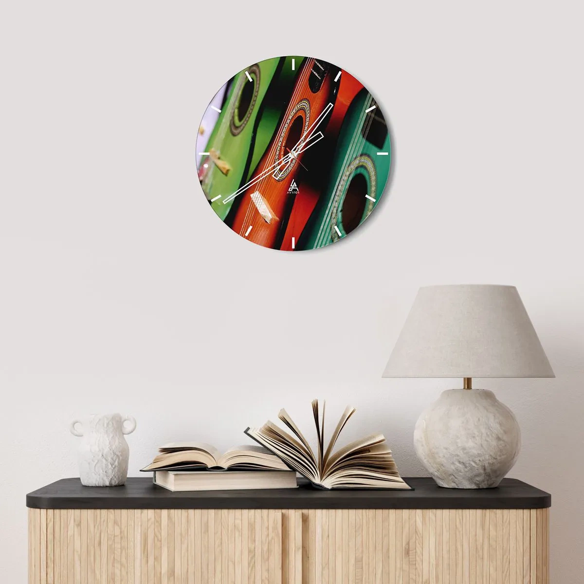 Wanduhr - Glasuhr - Bunte Gitarren in einer kunstvollen Komposition - 30x30cm - Die Gitarre hat viele Farben - Moderne Wanddekoration für Wohnzimmer, Küche und Schlafzimmer ARTTOR