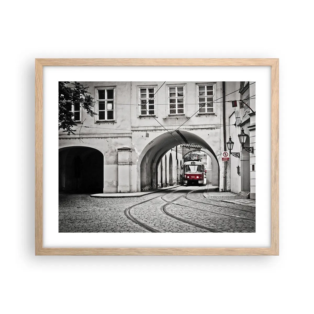Poster in einem Rahmen aus heller Eiche - Durch das Stadtlabyrinth - 50x40 cm