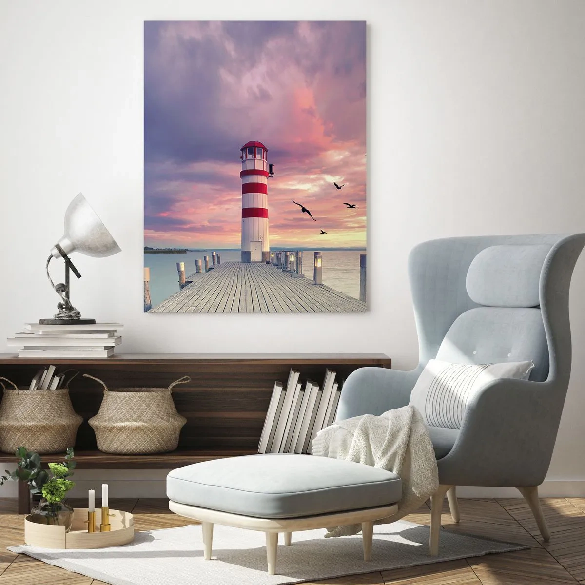 Glasbild - Bild auf glas - Ein Leuchtturm auf dem Pier, umgeben von einem malerischen Sonnenuntergang - 80x120cm - Es ist Zeit zum Hafen zu gehen - Moderne Wanddekoration für Wohnzimmer und Schlafzimmer ARTTOR