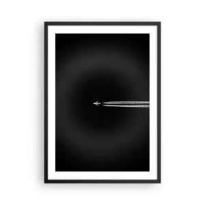 Poster in einem schwarzem Rahmen - Ein Flugzeug fliegt vor einem schwarzen Hintergrund und hinterlässt Kondensstreifen. - 50x70cm - In eine andere Dimension - Moderne Wanddekoration für Wohnzimmer und Schlafzimmer ARTTOR