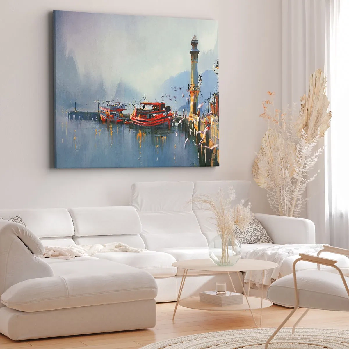 Bild auf Leinwand - Leinwandbild - Ein Hafen mit roten Booten, umgeben von einer nebligen Landschaft - 100x70cm - Am Ende der Welt - Moderne Wanddekoration für Wohnzimmer und Schlafzimmer ARTTOR