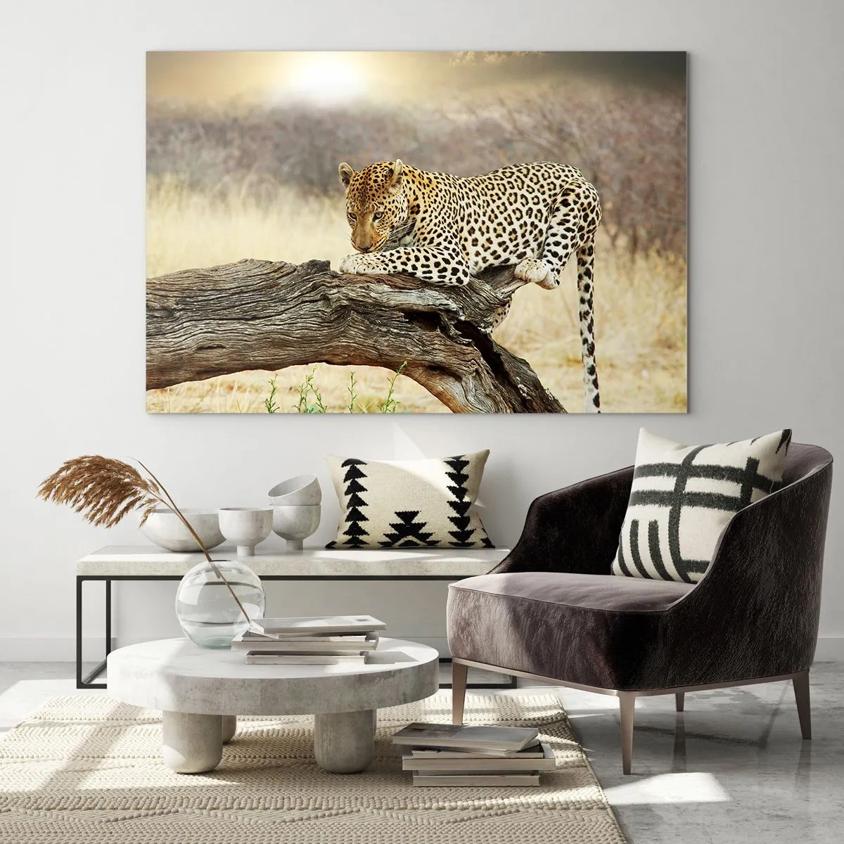 Glasbild - Bild auf glas - Ein Leopard ruht auf einem Holzast - 100x70cm - Ich gehe meine eigenen Wege - Moderne Wanddekoration für Wohnzimmer und Schlafzimmer ARTTOR