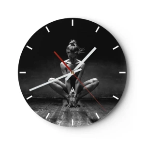 Wanduhr - Glasuhr - Schwarz-Weiß-Porträt einer Tänzerin in dynamischer Pose - 30x30cm - Konzentration der Tanzenergie - Moderne Wanddekoration für Wohnzimmer, Küche und Schlafzimmer ARTTOR