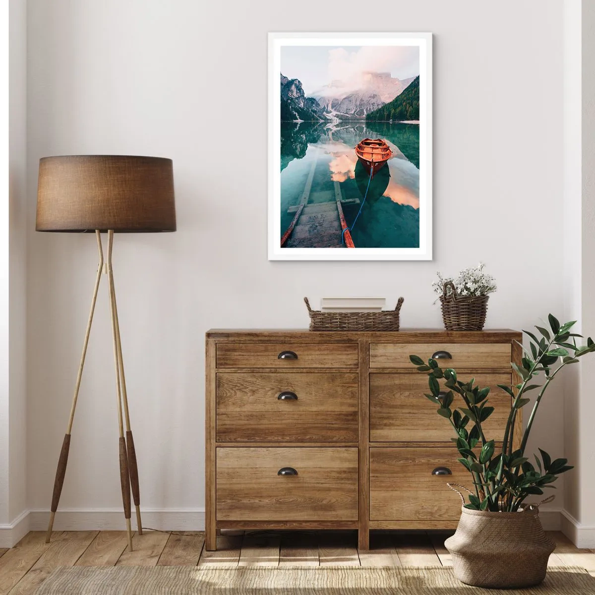 Poster in einem weißen Rahmen - Friedlicher Schlaf der Berge - 70x100 cm