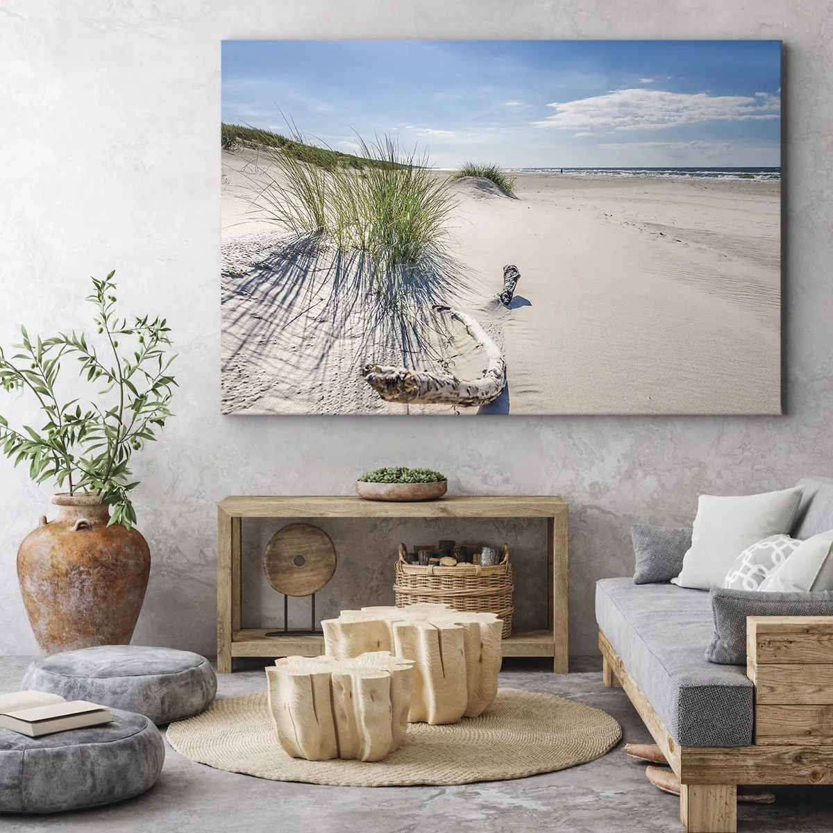 Bild auf Leinwand - Leinwandbild - Ein Ostseestrand mit Sand, Gras und einem ruhigen blauen Himmel - 100x70cm - Der schönste Strand? Ostsee-Strand - Moderne Wanddekoration für Wohnzimmer und Schlafzimmer ARTTOR