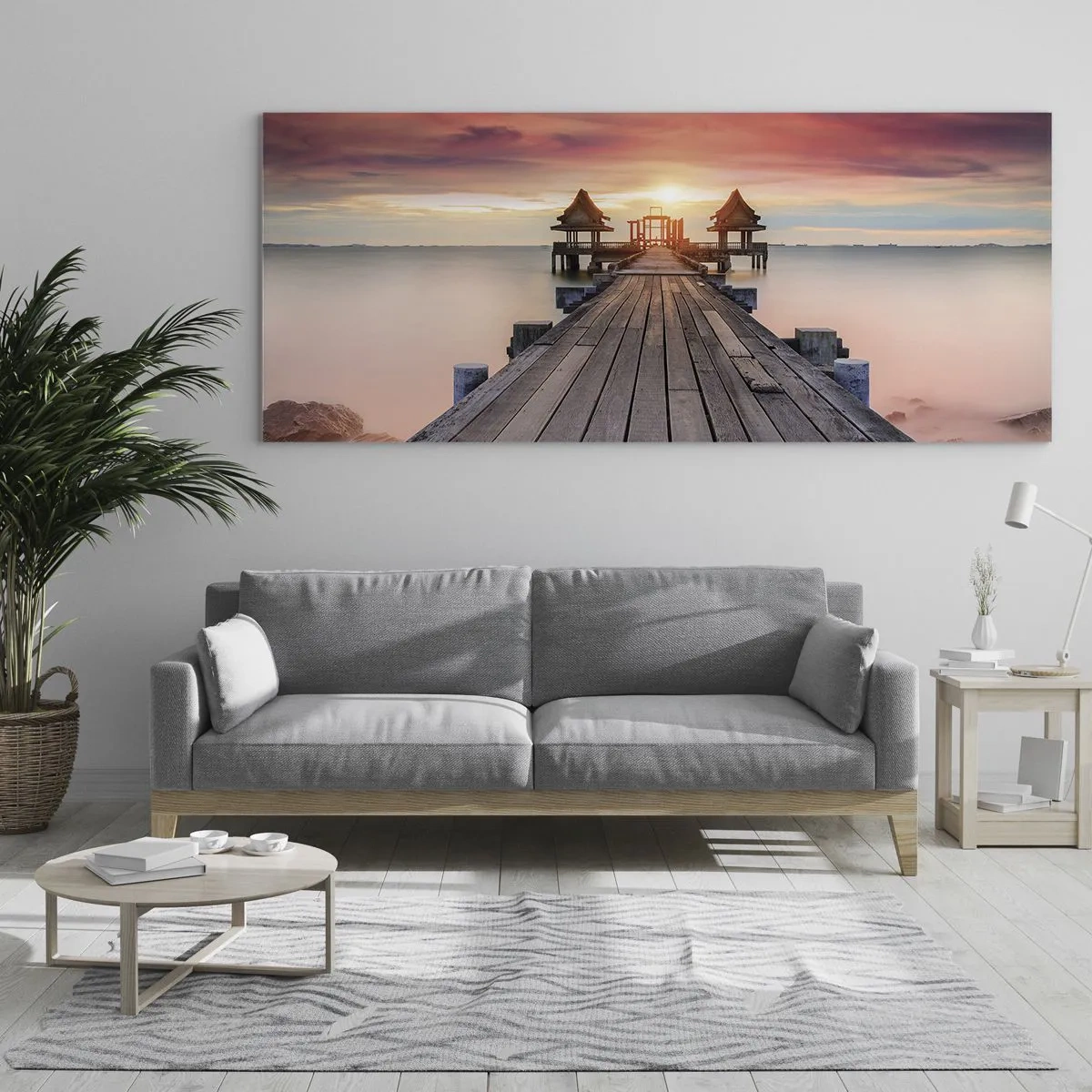 Glasbild - Bild auf glas - Holzsteg führt zu Pavillons bei Sonnenuntergang - 120x50cm - Westen im Osten - Moderne Wanddekoration für Wohnzimmer und Schlafzimmer ARTTOR