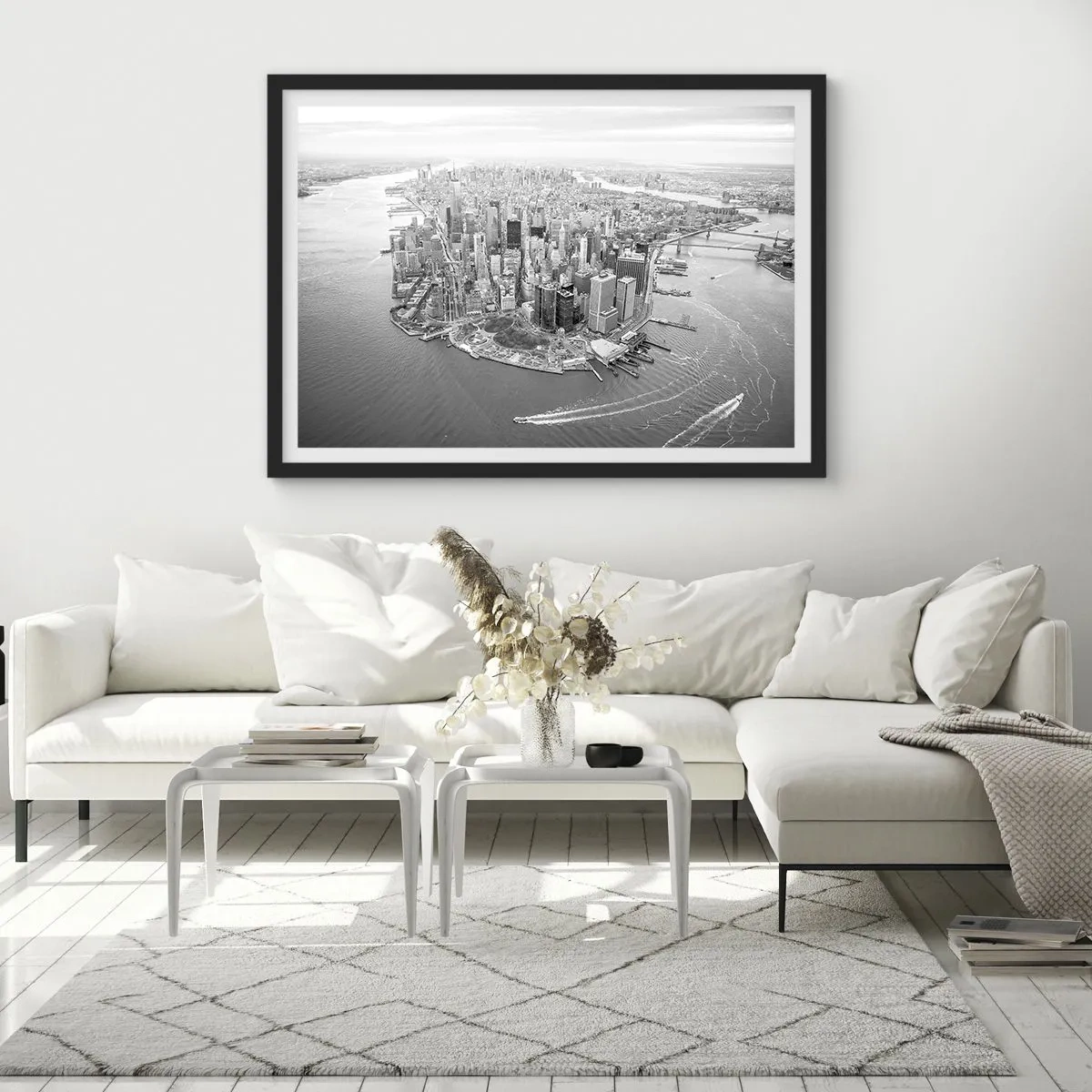 Poster in einem schwarzem Rahmen - Luftaufnahme von Manhattan in Schwarzweiß - 70x50cm - Und wie kann es man nicht lieben? - Moderne Wanddekoration für Wohnzimmer und Schlafzimmer ARTTOR