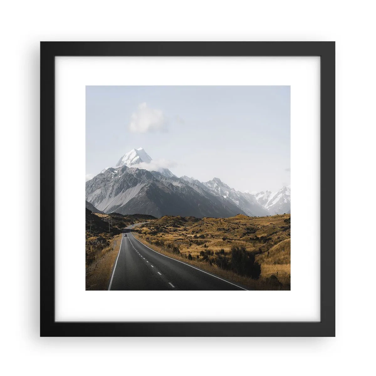Poster in einem schwarzem Rahmen - Der Weg ins Herz der Berge - 30x30 cm