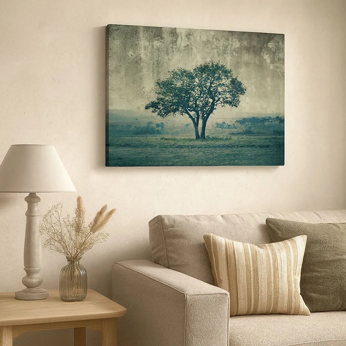 Bild auf Leinwand - Leinwandbild - Ein einsamer Baum vor einer nebligen Landschaft - 70x50cm - Ein Apfelbaum auf blauem Feld? - Moderne Wanddekoration für Wohnzimmer und Schlafzimmer ARTTOR