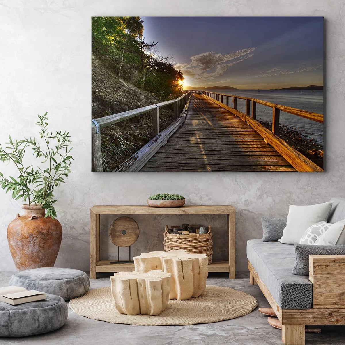 Bild auf Leinwand - Leinwandbild - Ein Holzsteg führt dem Sonnenuntergang über dem Wasser entgegen - 120x80cm - Gehen, weiter der Sonne entgegengehen - Moderne Wanddekoration für Wohnzimmer und Schlafzimmer ARTTOR