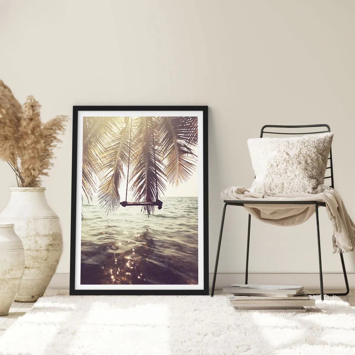 Poster in einem schwarzem Rahmen - Eine Schaukel unter Palmen am ruhigen Meer - 50x70cm - Sie können nach Belieben in den Wolken schwingen - Moderne Wanddekoration für Wohnzimmer und Schlafzimmer ARTTOR