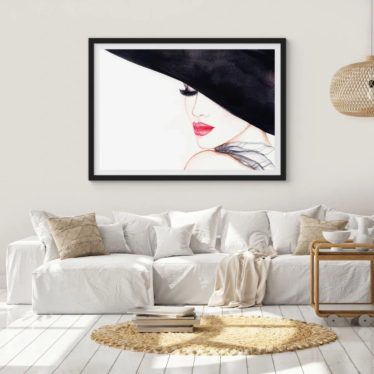 Poster in einem schwarzem Rahmen - Eine subtile Illustration einer Frau mit schwarzem Hut und roten Lippen - 70x50cm - Eleganz und Sinnlichkeit - Moderne Wanddekoration für Wohnzimmer und Schlafzimmer ARTTOR