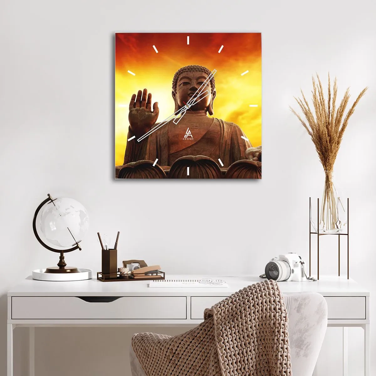 Wanduhr - Glasuhr - Eine Buddha-Statue vor einem goldenen Sonnenuntergangshimmel - 30x30cm - Frieden der Welt - Moderne Wanddekoration für Wohnzimmer und Schlafzimmer ARTTOR