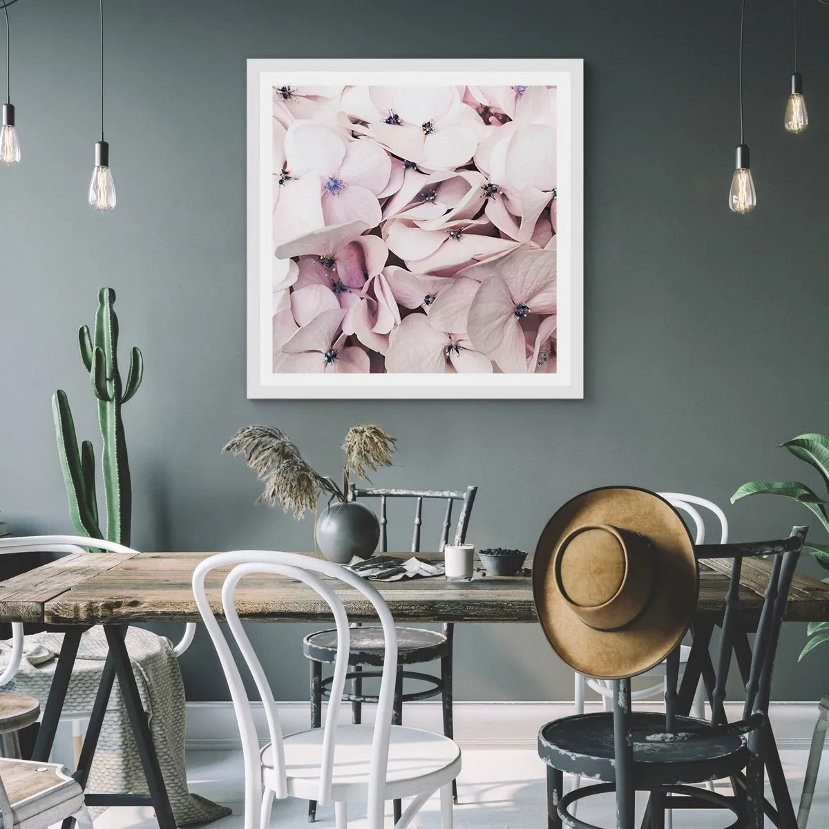 Poster in einem weißen Rahmen - In einer Blumenflut - 60x60 cm