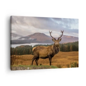 Bild auf Leinwand - Leinwandbild - Ein Hirsch vor der Kulisse einer Berglandschaft mit Seen und Wäldern - 70x50cm - Die Majestät der Natur - Moderne Wanddekoration für Wohnzimmer und Schlafzimmer ARTTOR