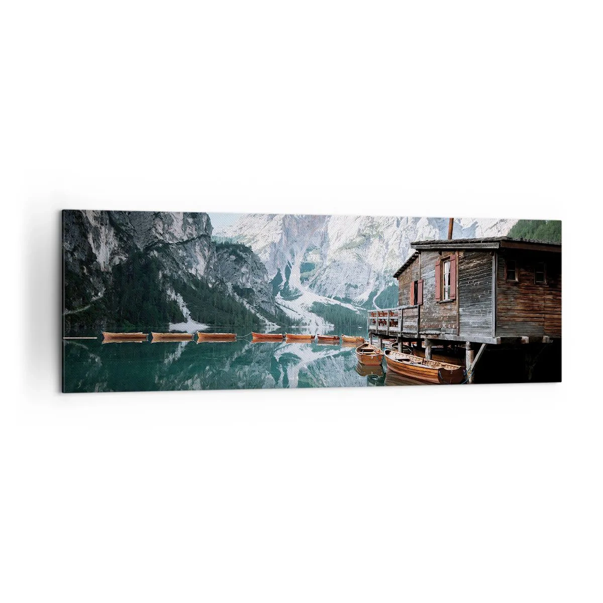 Bild auf Leinwand - Leinwandbild - Ein Holzhaus an einem ruhigen Bergsee - 160x50cm - Kristallklarer Bergmorgen - Moderne Wanddekoration für Wohnzimmer und Schlafzimmer ARTTOR