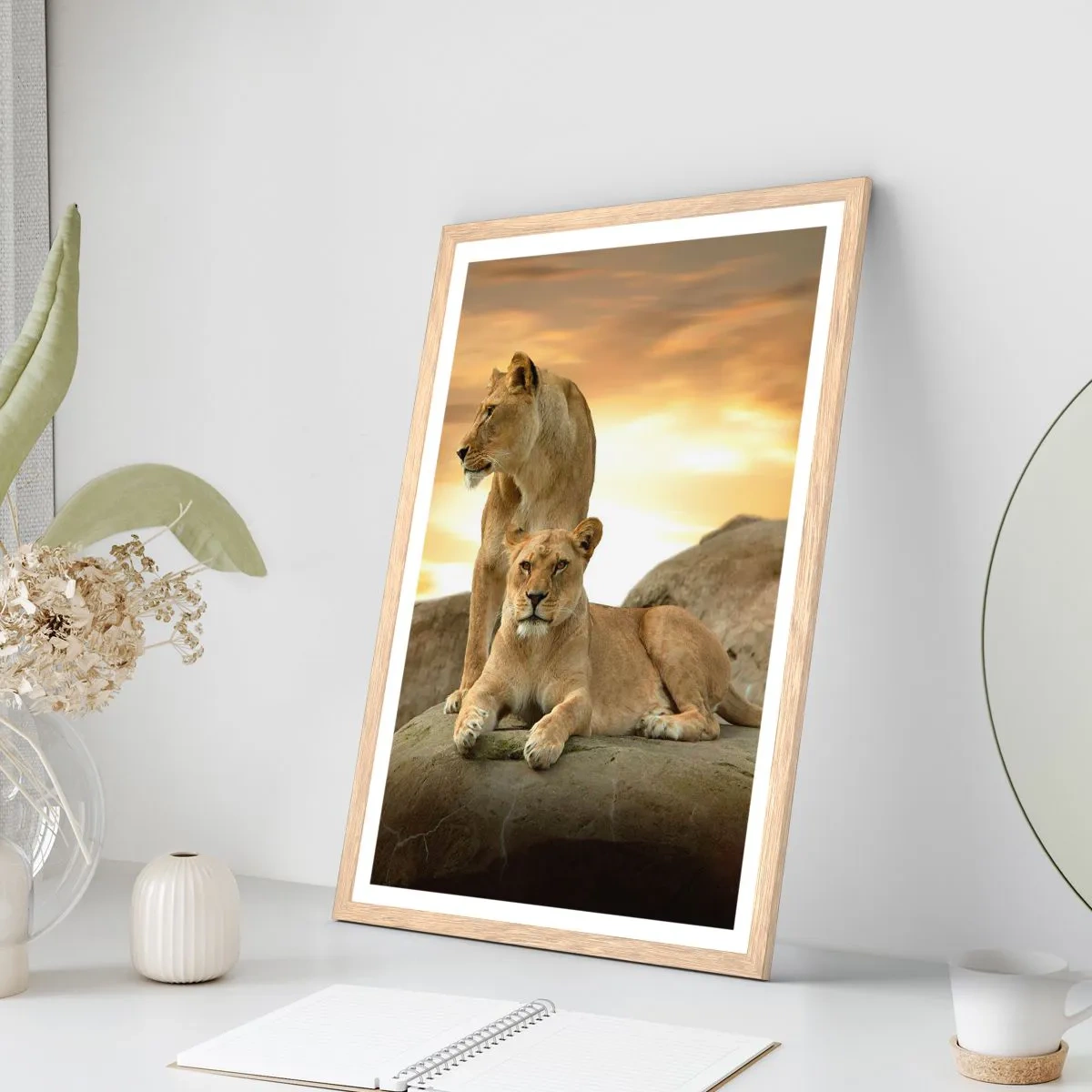 Poster in einem Rahmen aus heller Eiche - Königliche Majestät - 50x70 cm