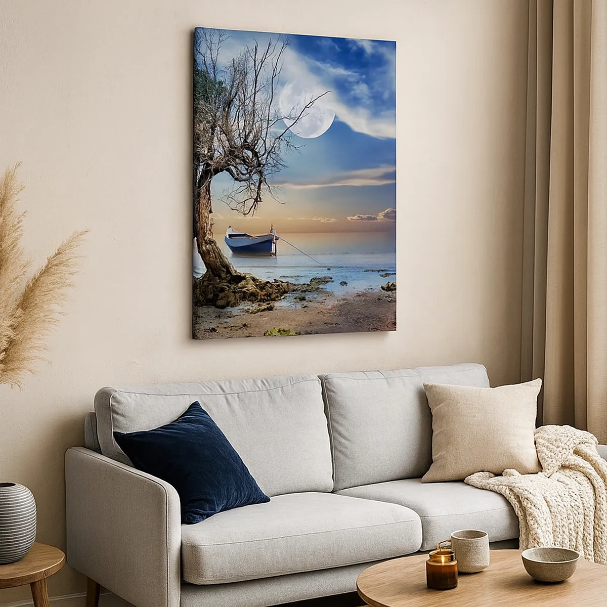 Bild auf Leinwand - Leinwandbild - Ein einsamer Baum und ein Boot auf ruhigem Wasser unter Vollmond. - 50x70cm - Ist das das Ende oder der Anfang? - Moderne Wanddekoration für Wohnzimmer und Schlafzimmer ARTTOR