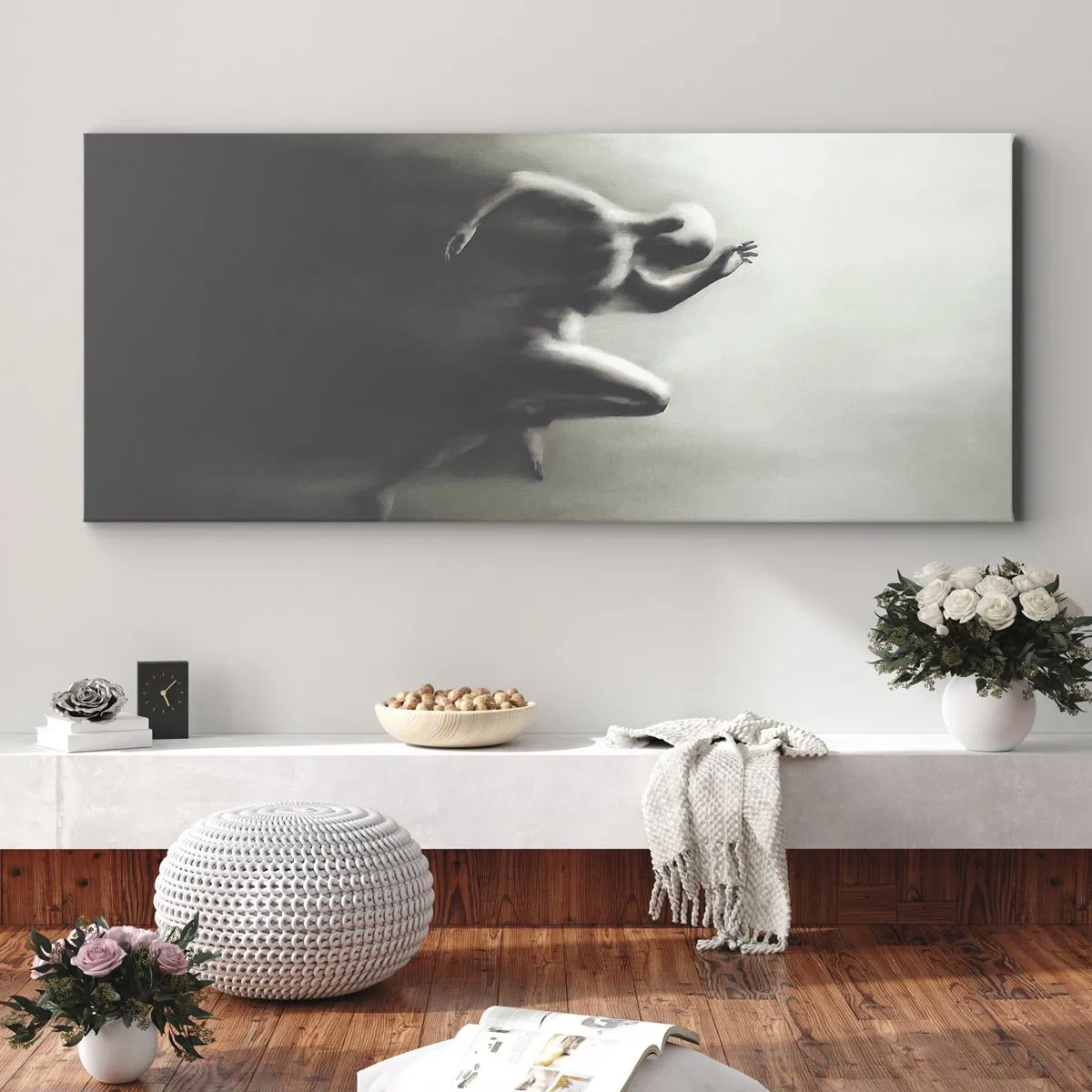 Bild auf Leinwand - Leinwandbild - Eine schwarz-weiße Silhouette einer laufenden Figur in einem dynamischen und surrealen Stil. - 140x50cm - Unwiderstehlich - Moderne Wanddekoration für Wohnzimmer und Schlafzimmer ARTTOR