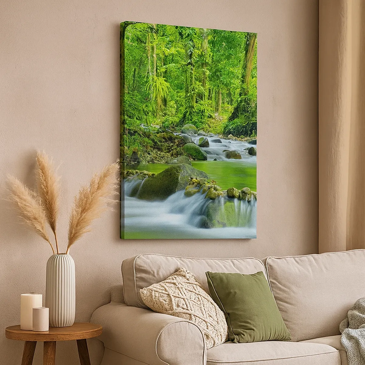 Bild auf Leinwand - Leinwandbild - Ein Bach in einem üppigen tropischen Wald - 50x70cm - Schwimmen Sie in einem Meer aus Grün - Moderne Wanddekoration für Wohnzimmer und Schlafzimmer ARTTOR