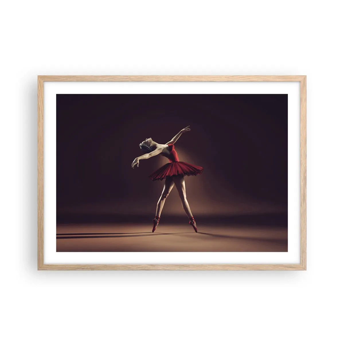 Poster in einem Rahmen aus heller Eiche - Eine Primaballerina - 70x50 cm