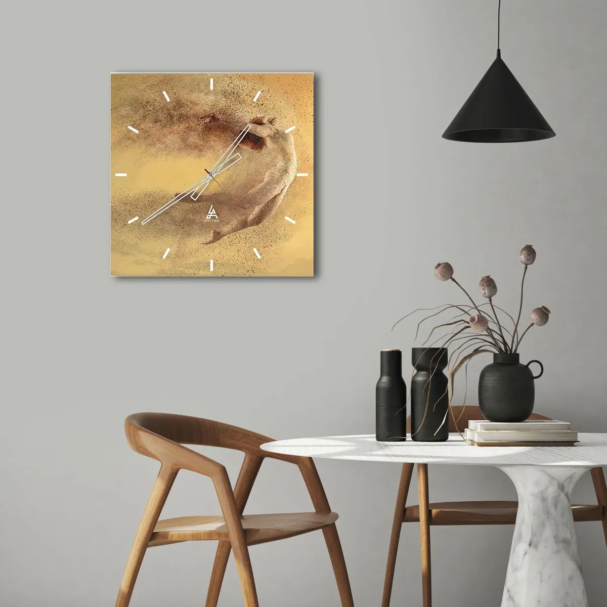 Wanduhr - Glasuhr - Eine Figur in dynamischer Bewegung mit zerfallendem Effekt - 30x30cm - In tanzender Ekstase - Moderne Wanddekoration für Wohnzimmer und Schlafzimmer ARTTOR