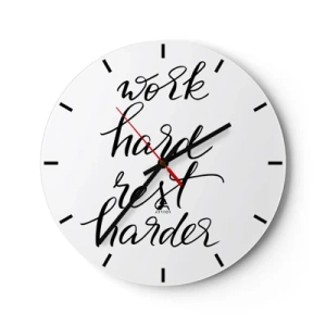 Wanduhr - Glasuhr - Schwarz-weiße Inschrift „Work Hard Rest Harder“ auf weißem Hintergrund - 30x30cm - Lebensbalance - Moderne Wanddekoration für Wohnzimmer, Küche und Schlafzimmer ARTTOR