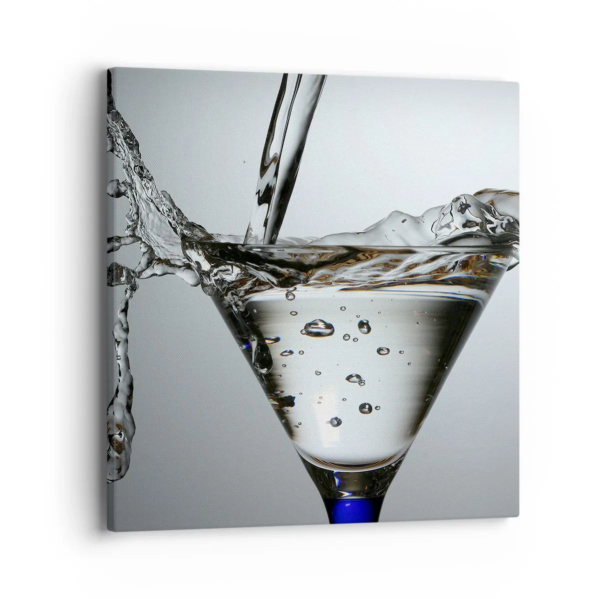 Bild auf Leinwand - Leinwandbild - Am Rand der Tasse - 40x40 cm